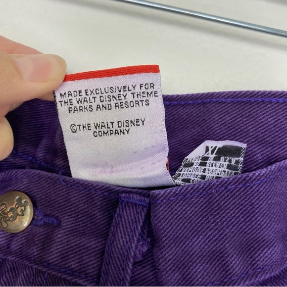 Vintage 90's Disney High Waist Mom Shorts Purple Embroidered Mickey Mouse XL - Picture 6 of 6